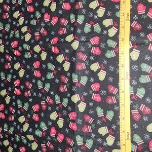 New uncut 100% cotton holiday winter mittens snowflakes Joann Fabrics 2 yards